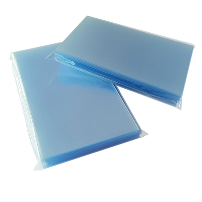 OEM PP شفافة مجلس لعبة الأكمام 72x112mm بطاقة حامي